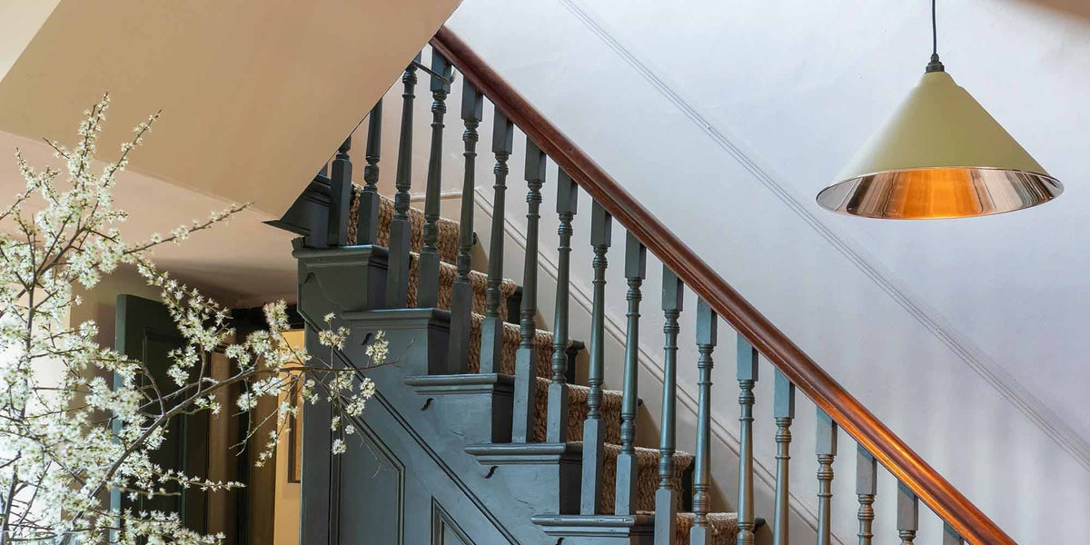 A Complete Guide to Choosing Light Shade Colours