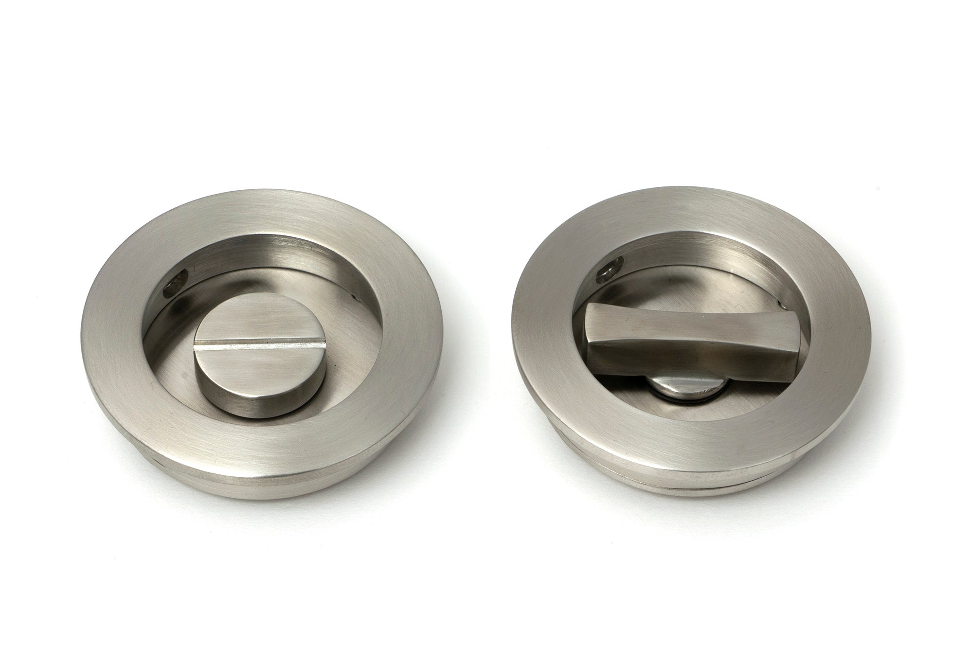 From The Anvil's Polished Bronze Plain Round Pull - Privacy Set