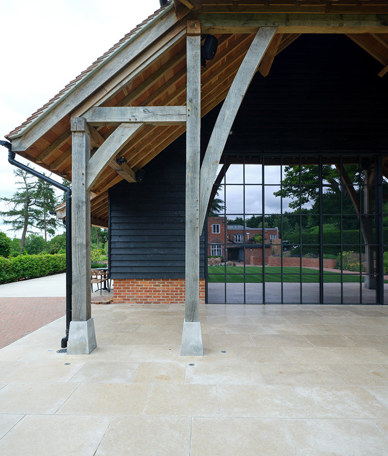 Ca'Pietra's Wychwood Limestone Tumbled & Etched Paving