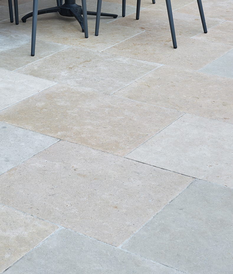 Ca'Pietra's Wychwood Limestone Tumbled & Etched